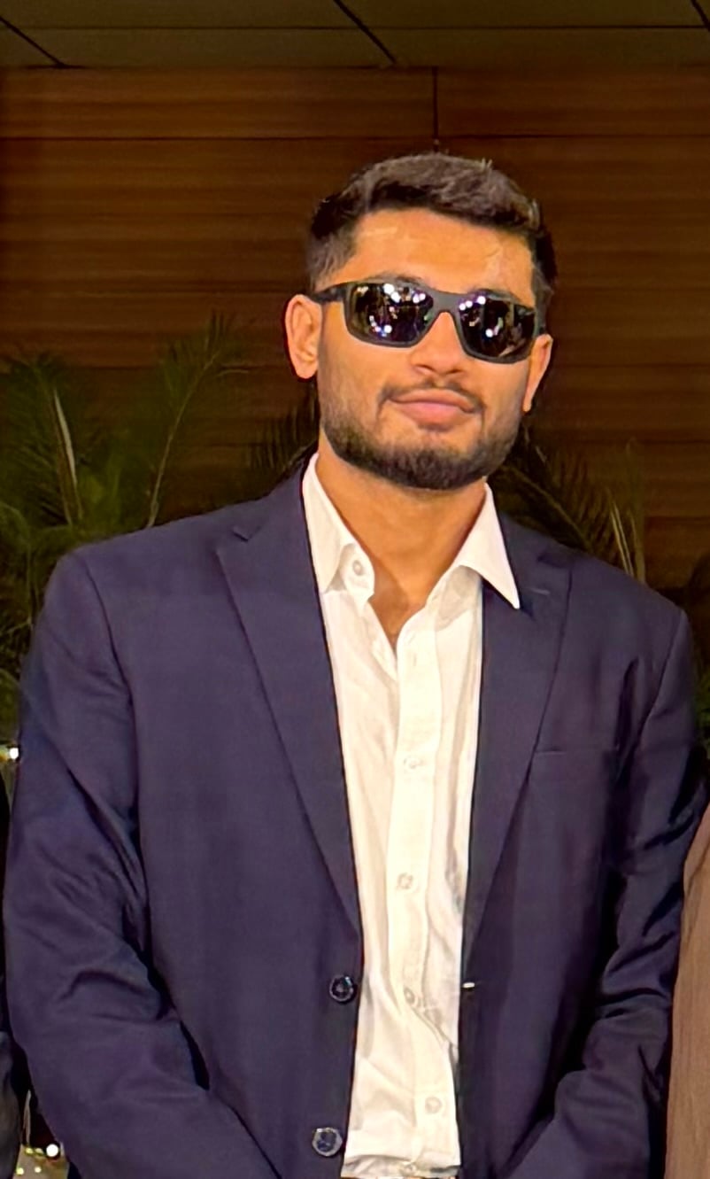 AFAAN ARRAKKAL — CO-FOUNDER / PRODUCER, Sendit Films